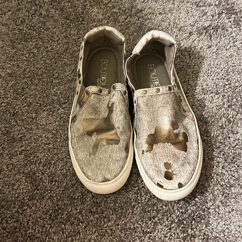 Cow hide shoe